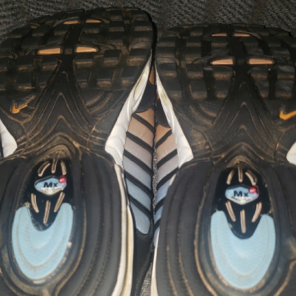 Nike Vapormax - Picture 10 of 11